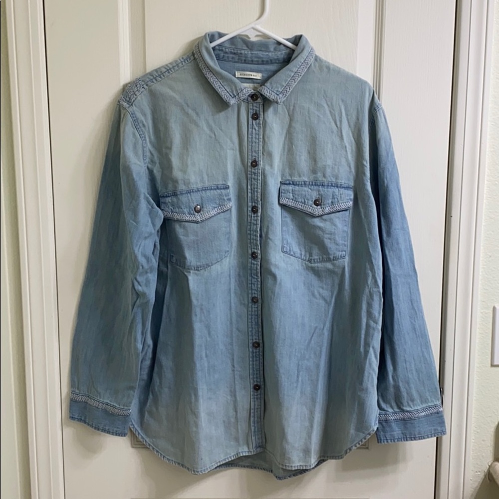 American Eagle Outfitters Denim Button Up
